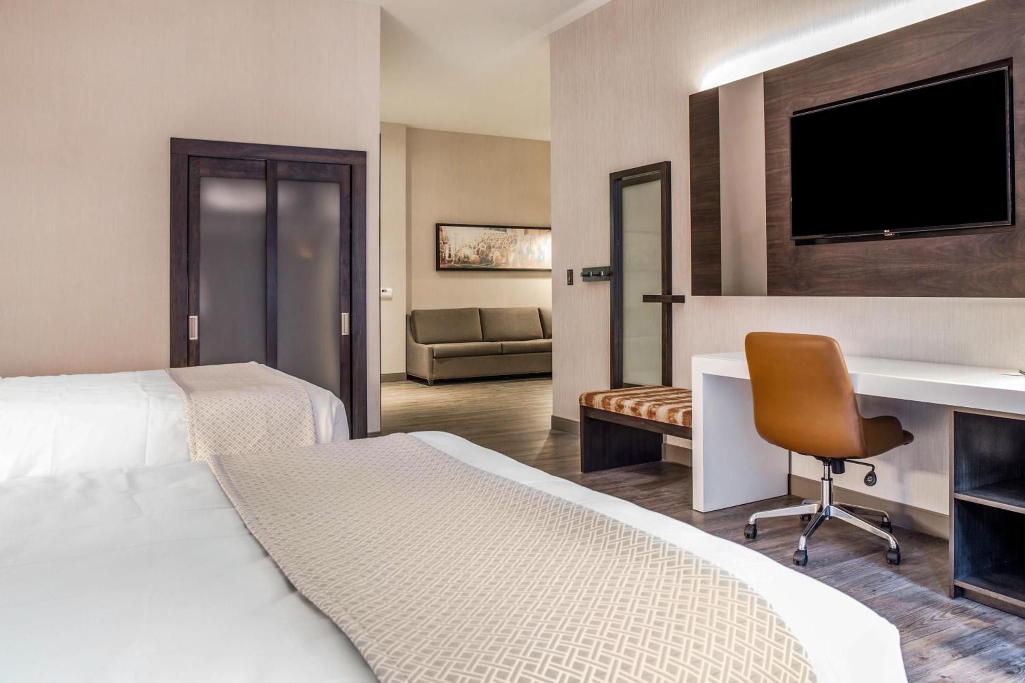 Cambria Hotel Chicago Loop - Theatre District Exterior photo